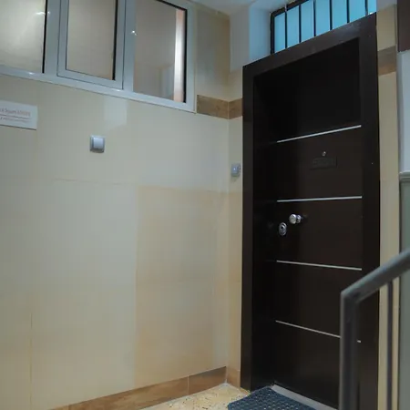 Apartment Square Aridaia